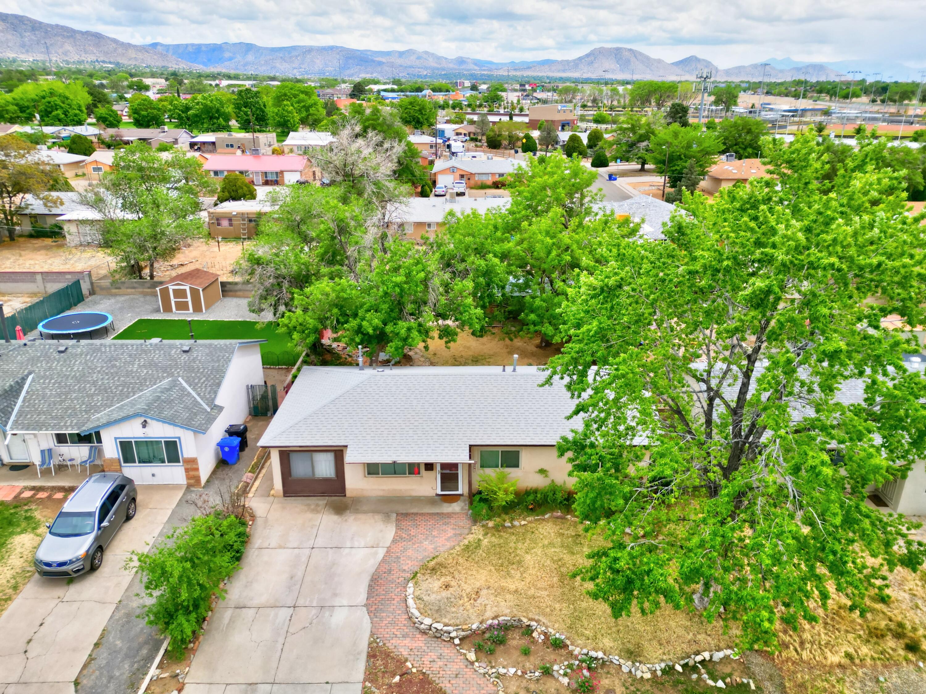 1020 WESTERFELD Drive NE