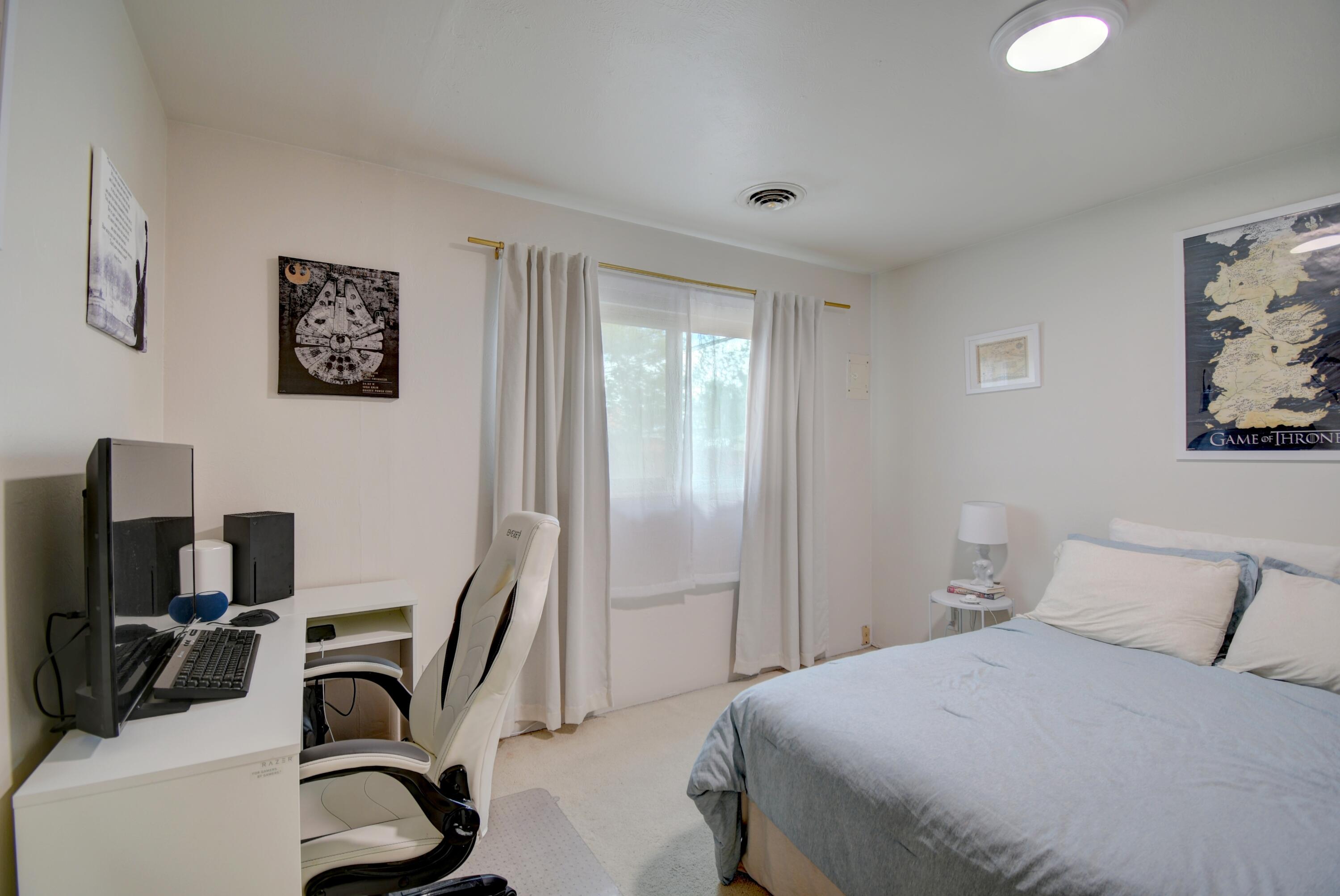 1020 WESTERFELD Drive NE