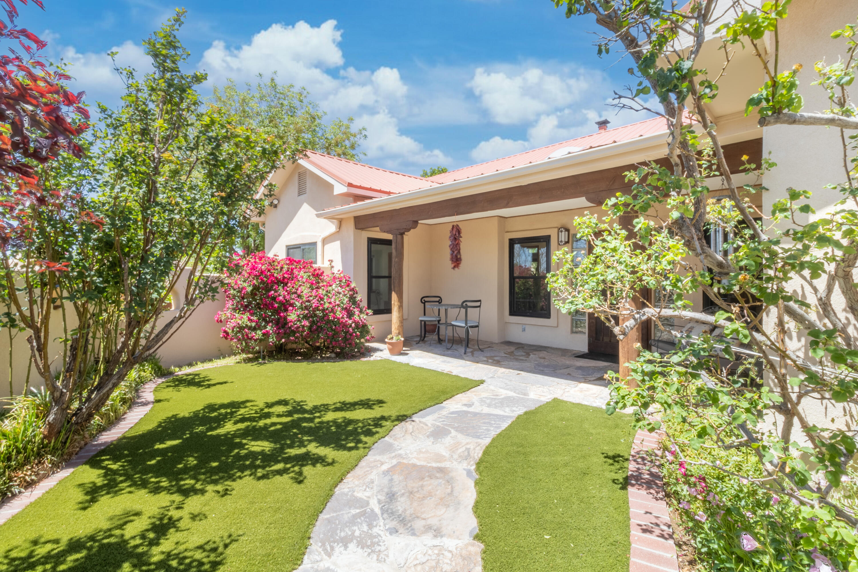 11351 MODESTO Avenue NE