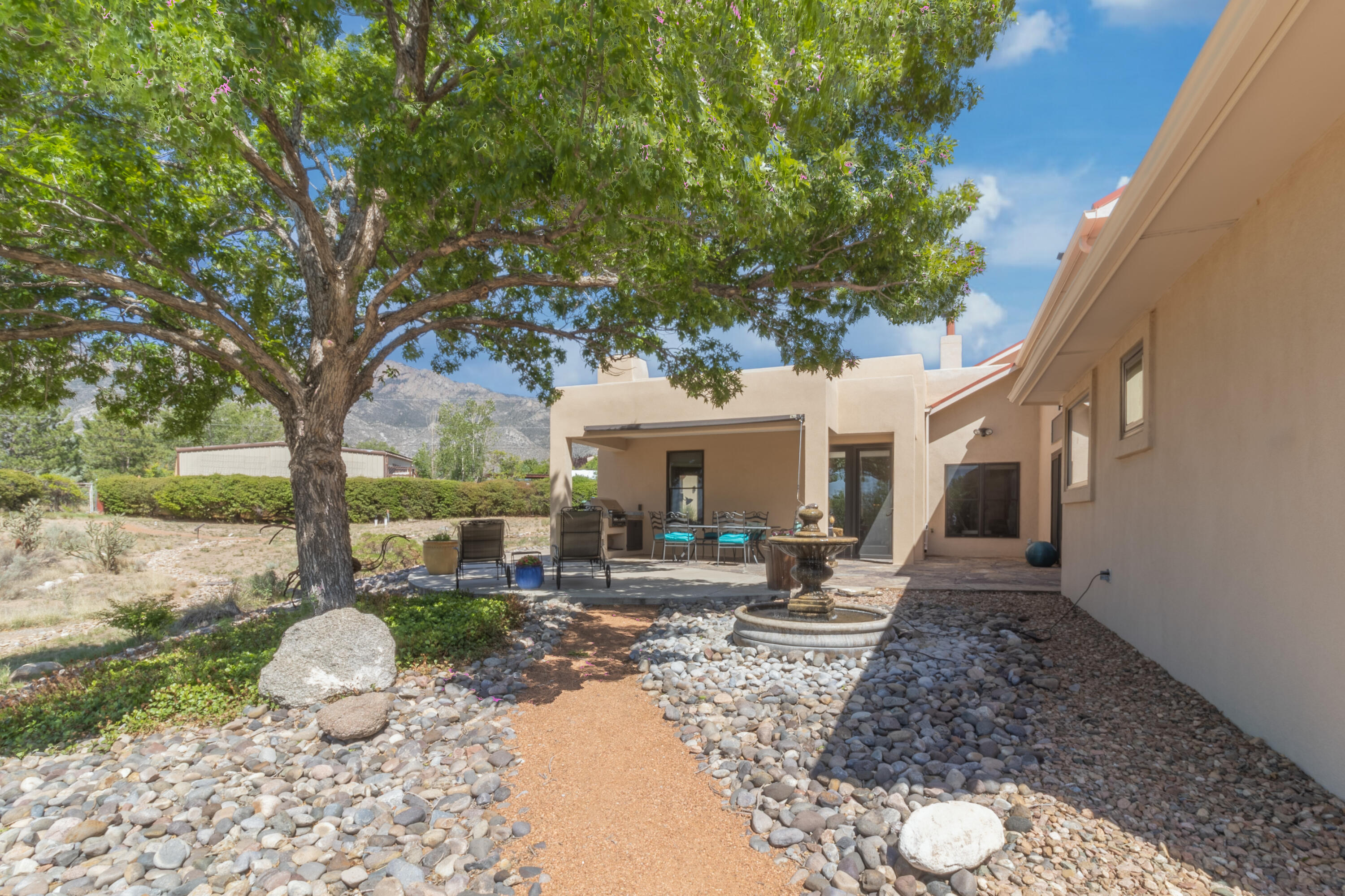 11351 MODESTO Avenue NE