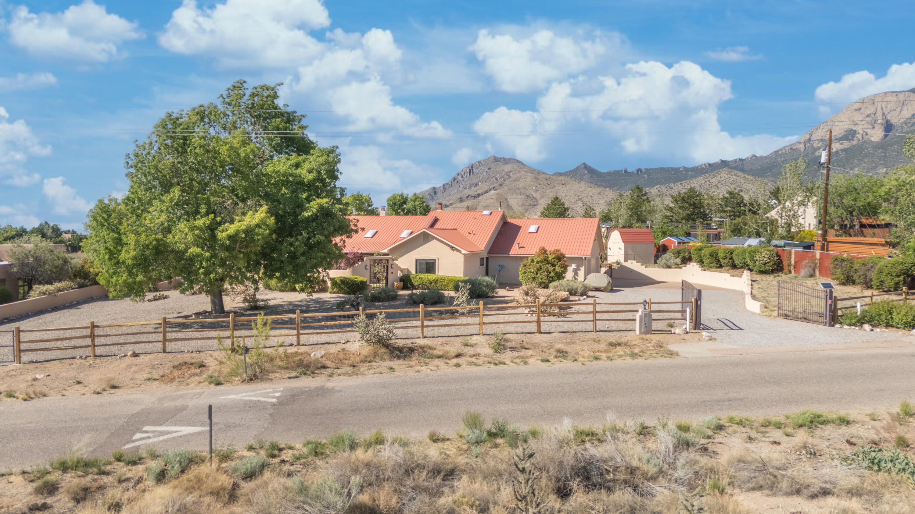 11351 MODESTO Avenue NE