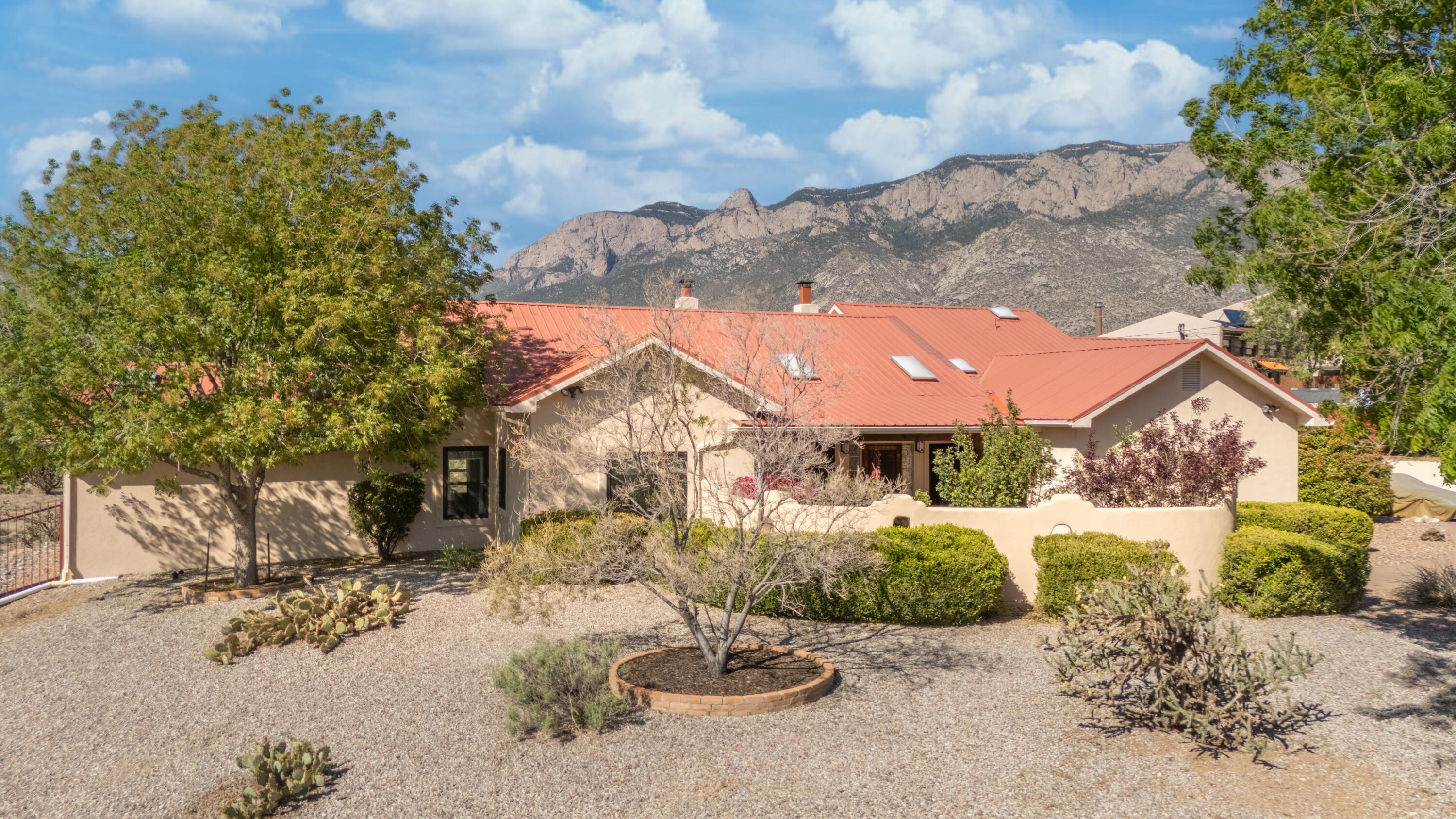 11351 MODESTO Avenue NE