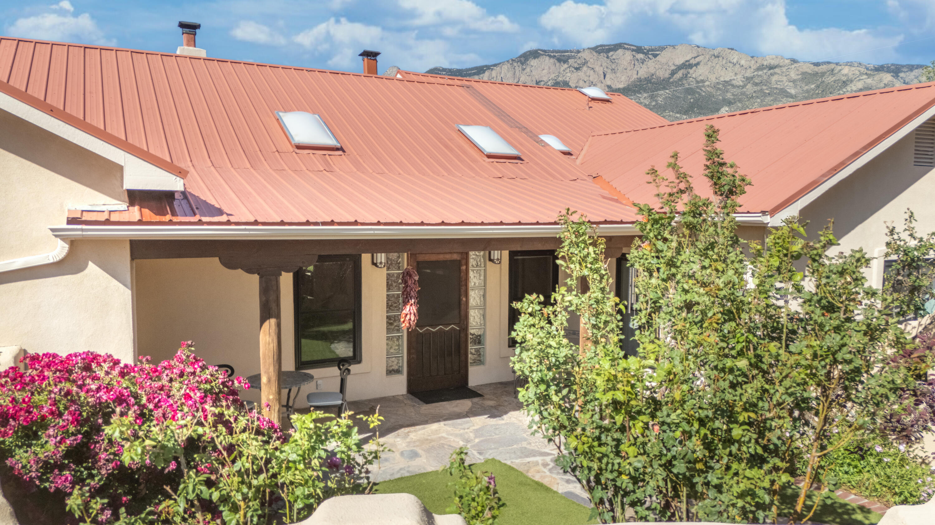 11351 MODESTO Avenue NE