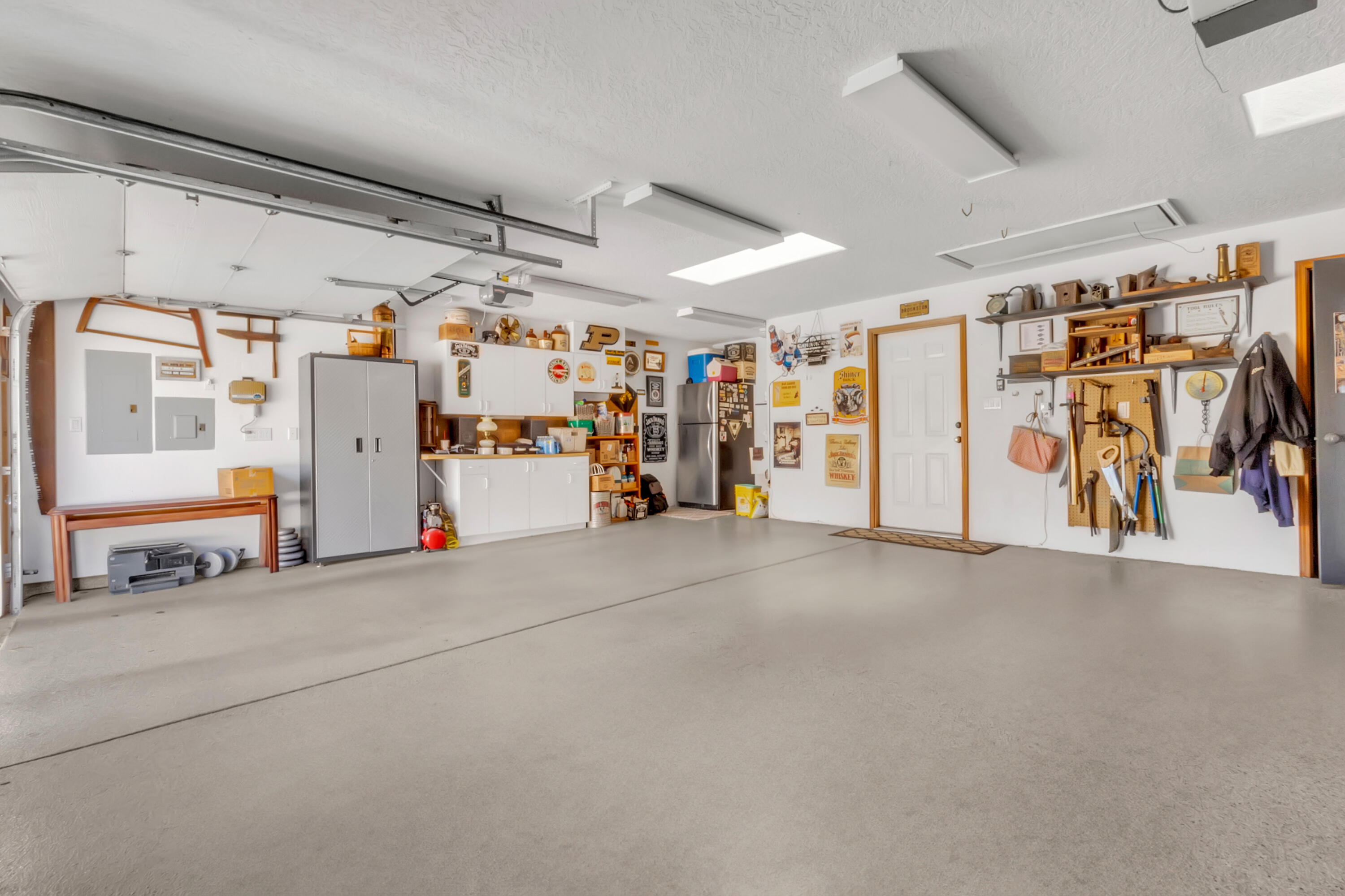 11351 MODESTO Avenue NE