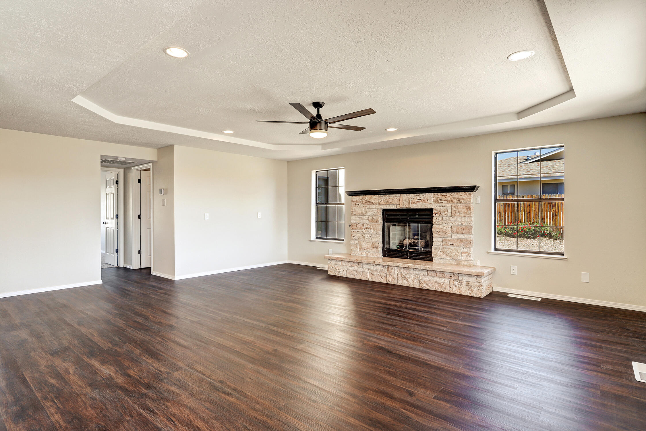 564 NICKLAUS Drive SE