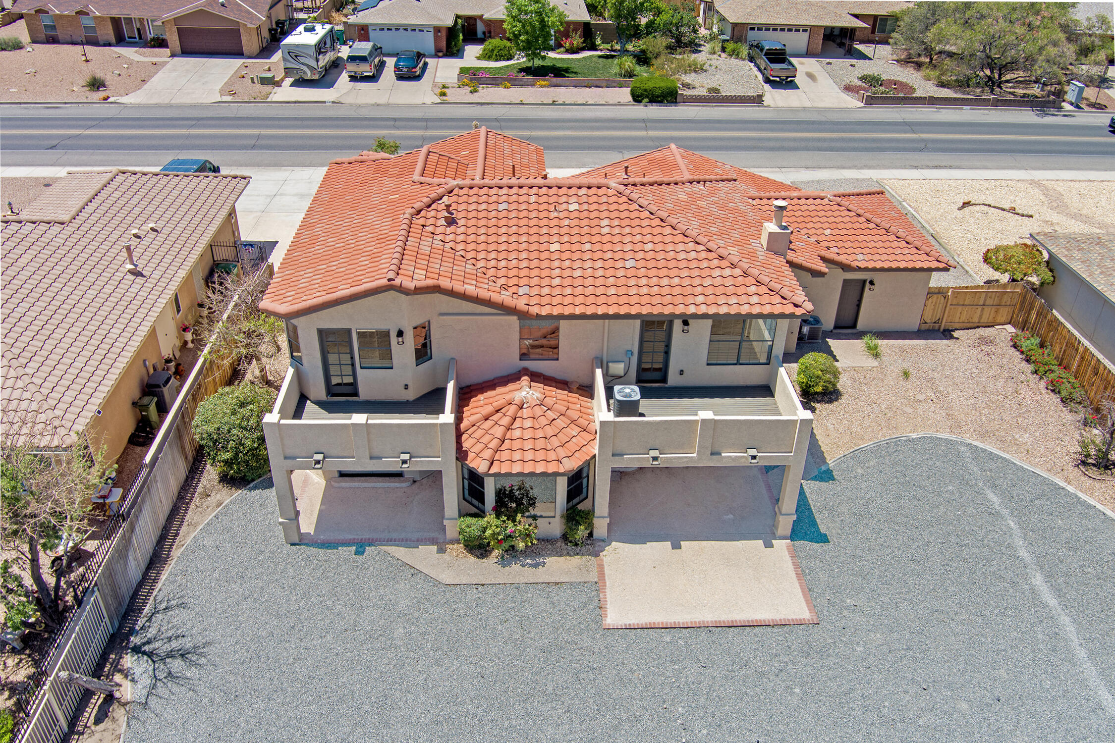 564 NICKLAUS Drive SE