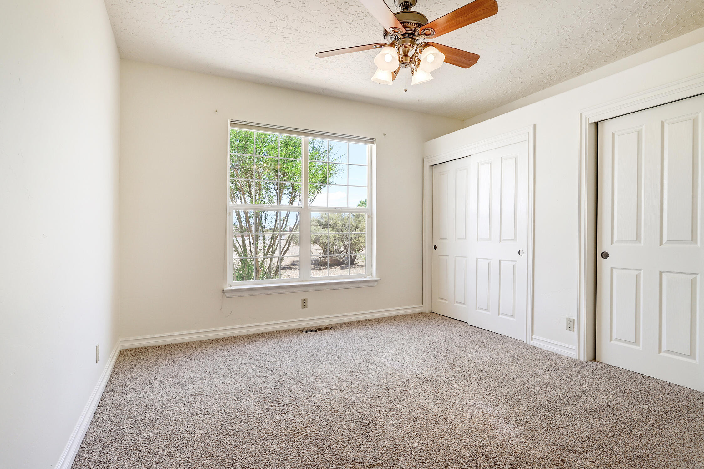 8300 SAN DIEGO Avenue NE