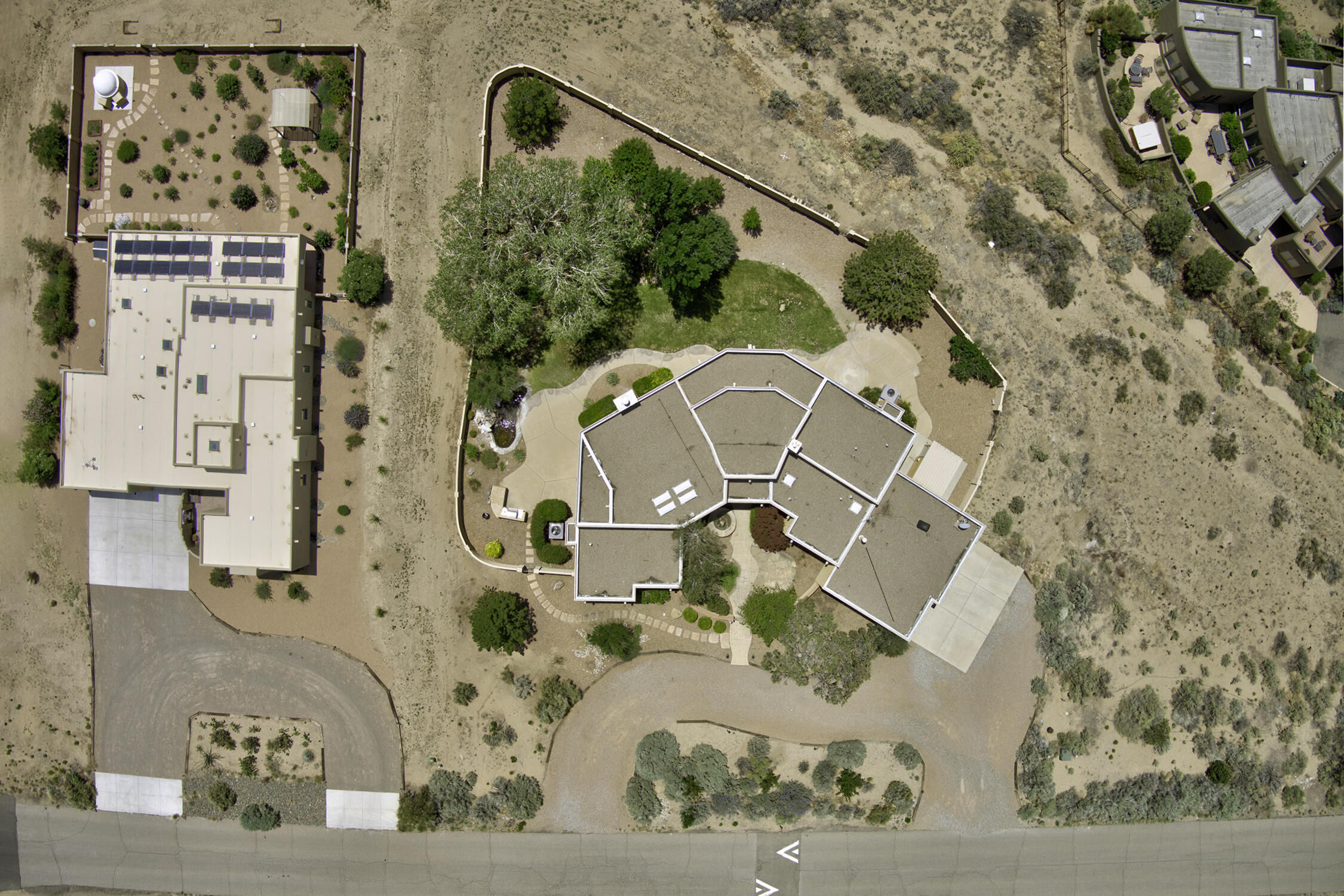 8300 SAN DIEGO Avenue NE