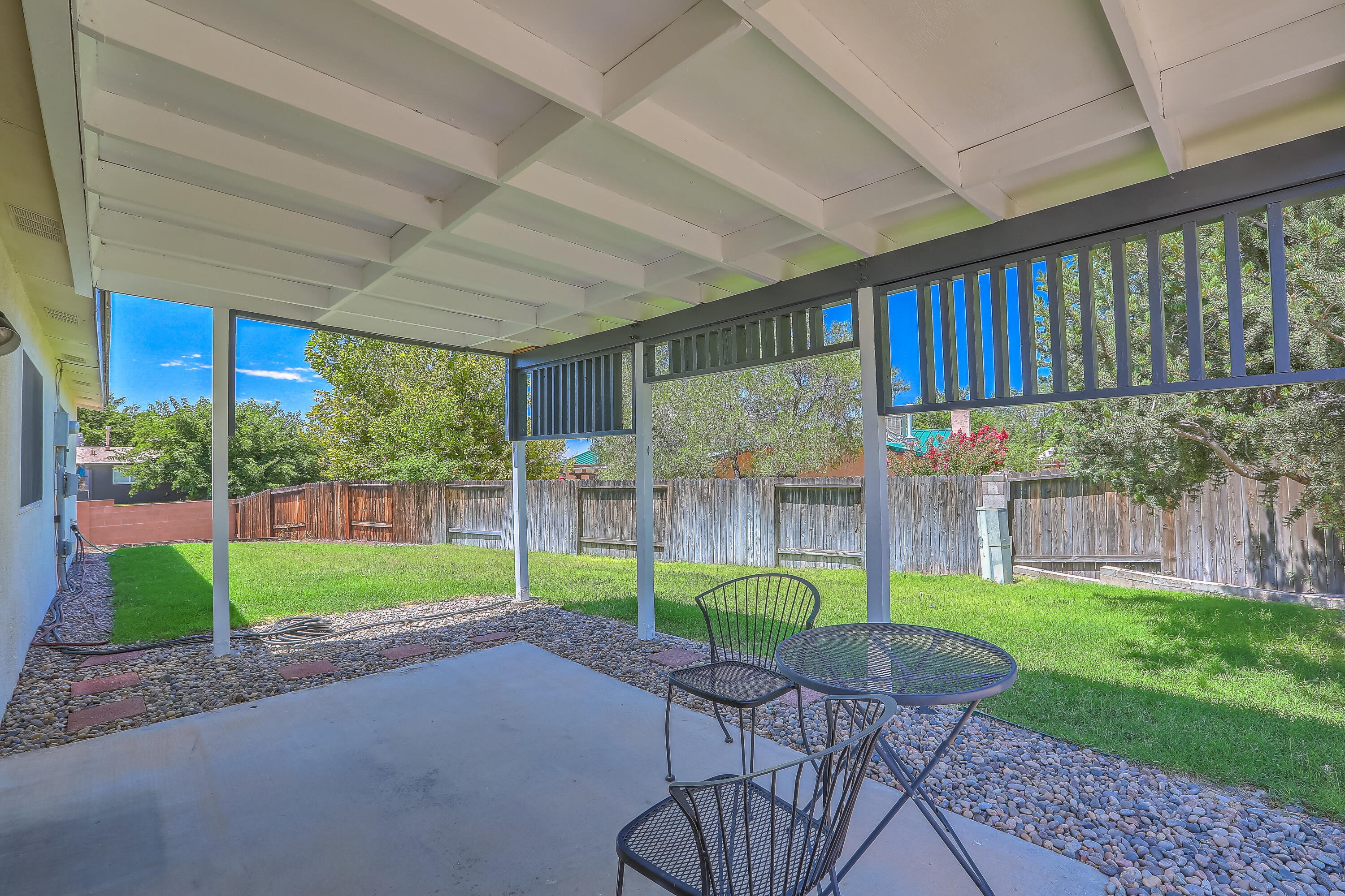 7215 LOMA DEL NORTE Road NE