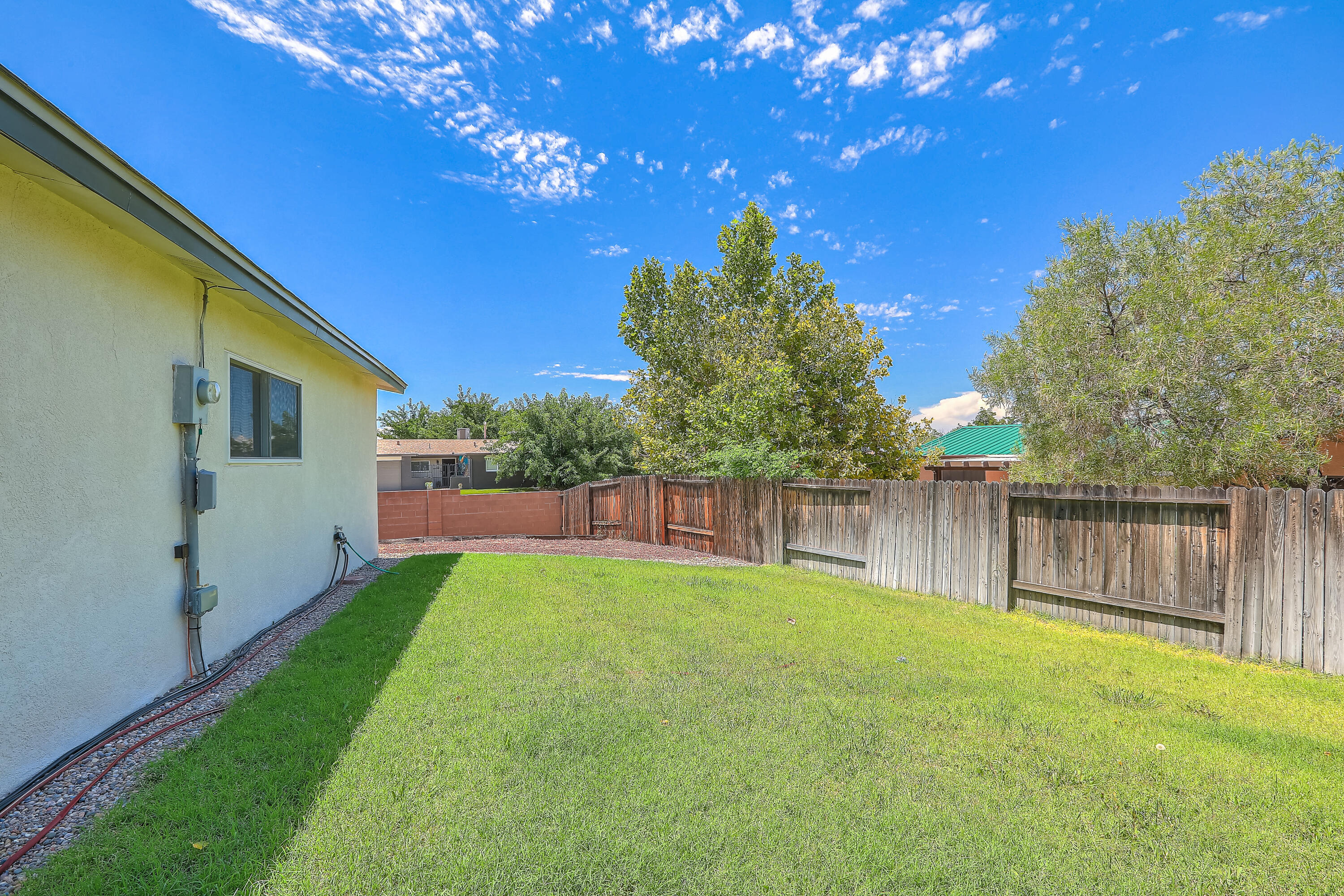 7215 LOMA DEL NORTE Road NE