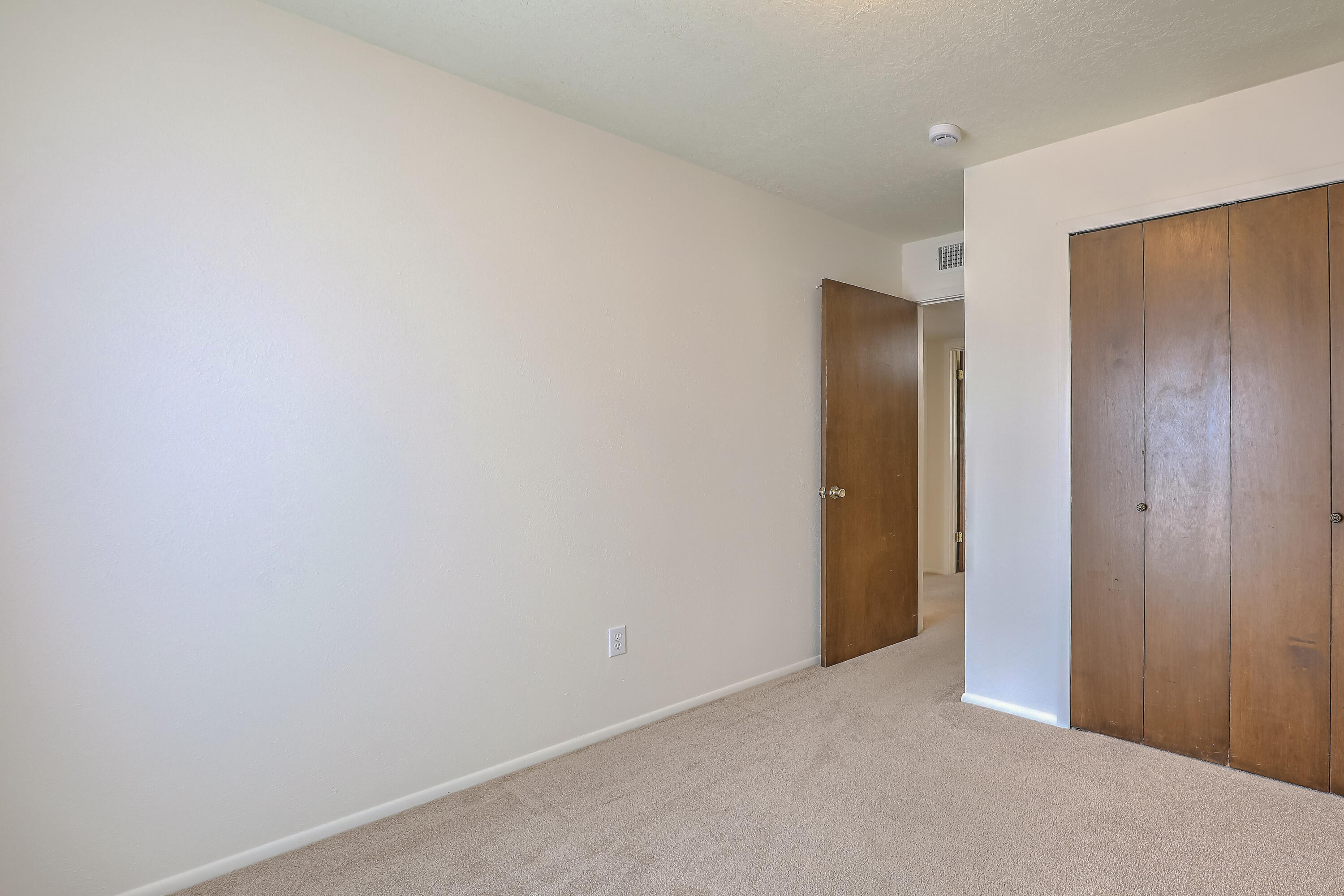 7215 LOMA DEL NORTE Road NE