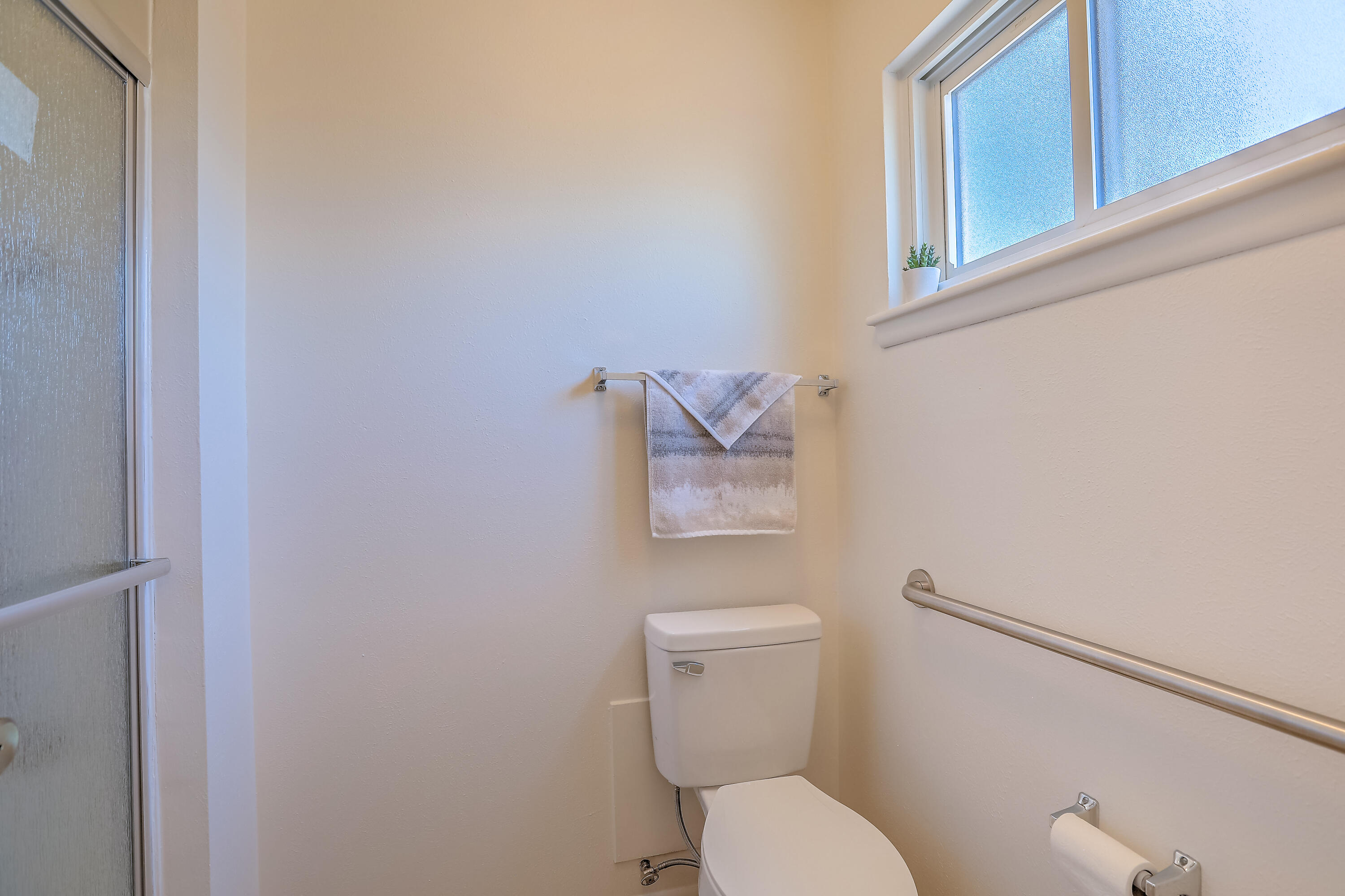 7215 LOMA DEL NORTE Road NE