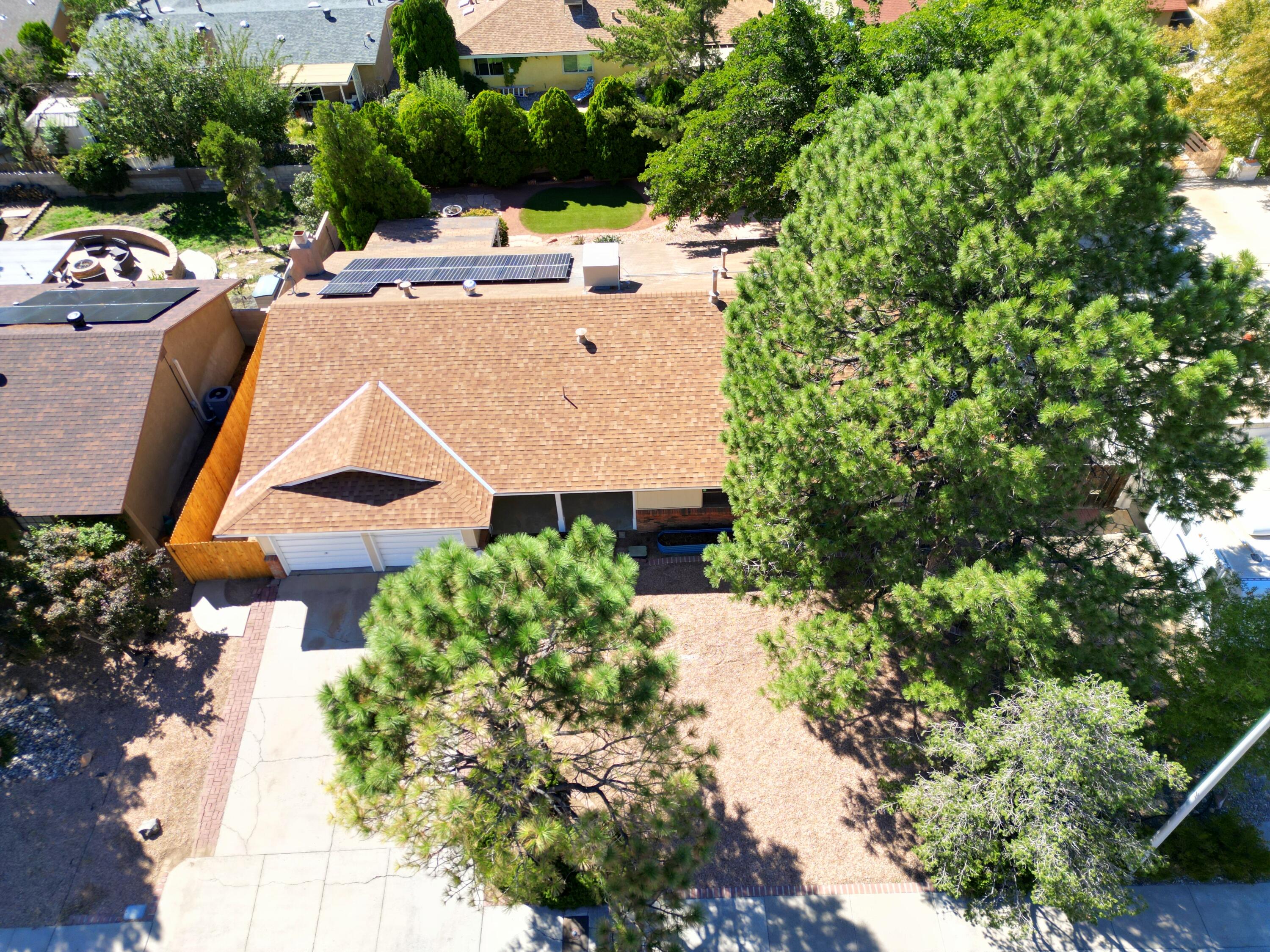 1221 PARSONS Street NE