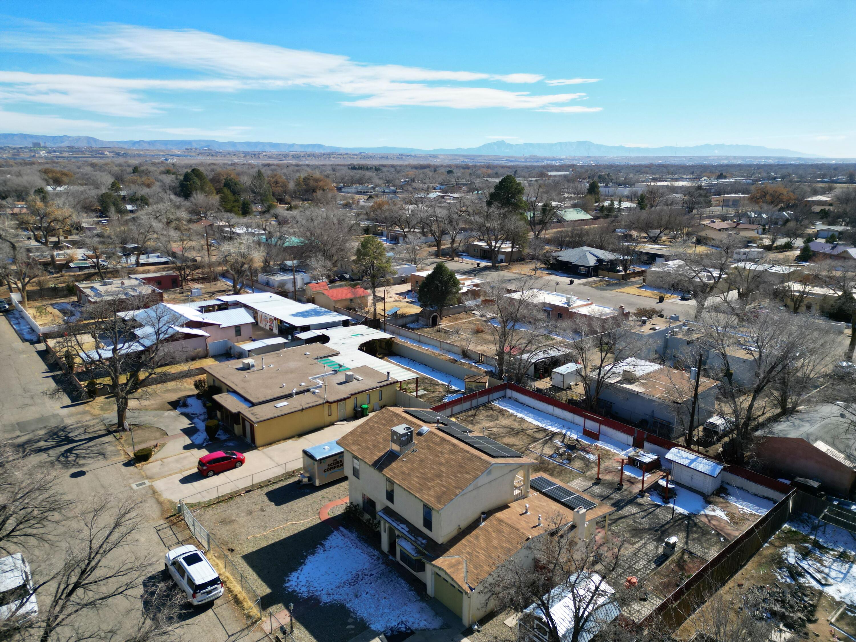 1812 Quiet Lane SW