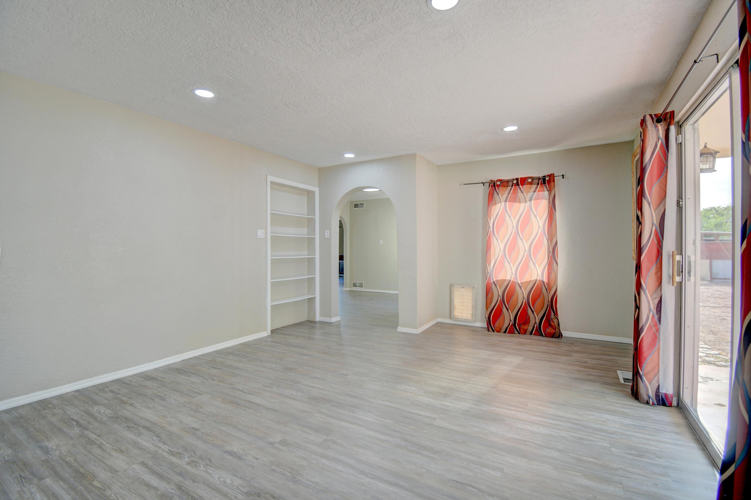 1812 Quiet Lane SW
