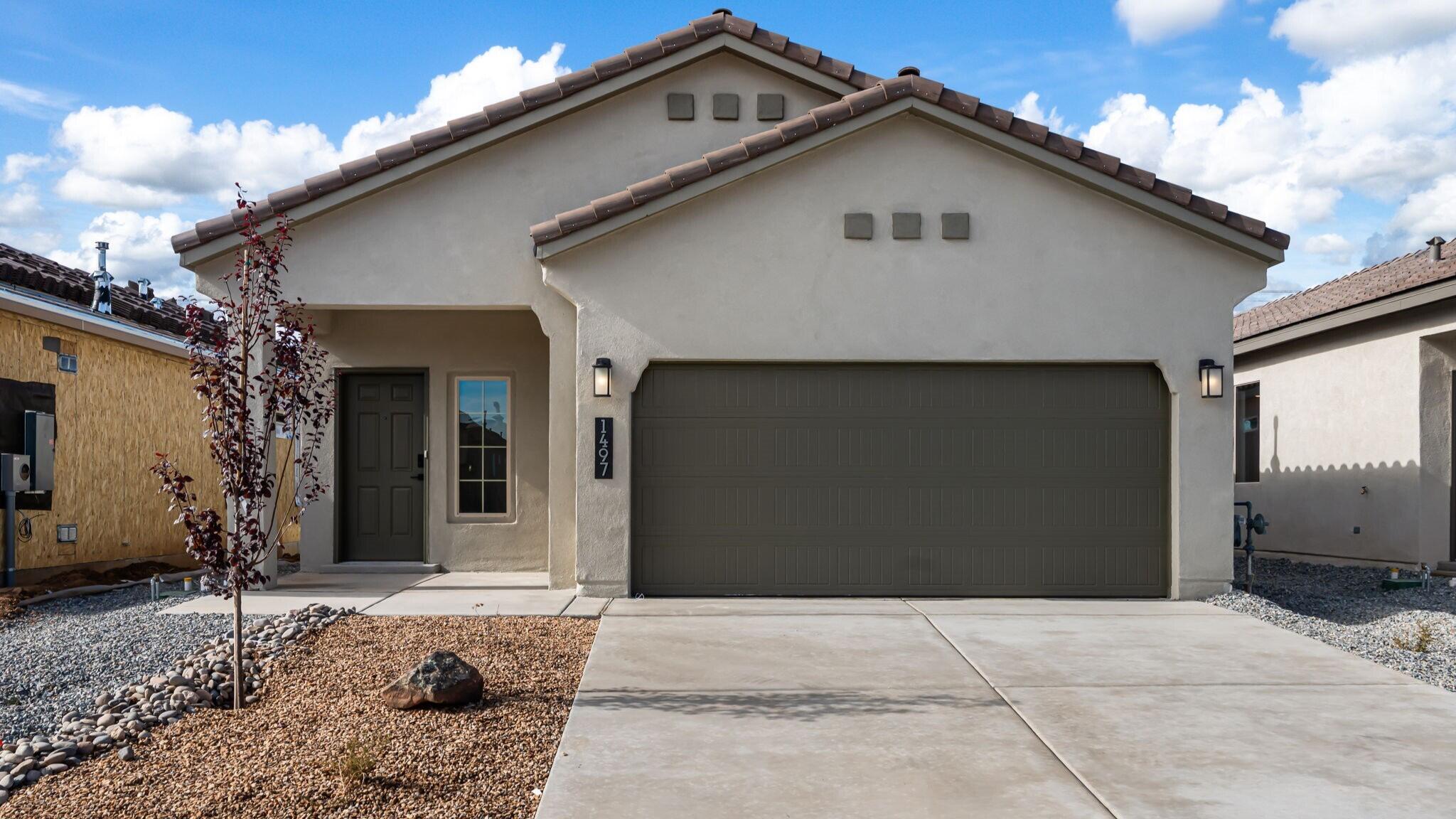 3300 Dijamant Loop SE