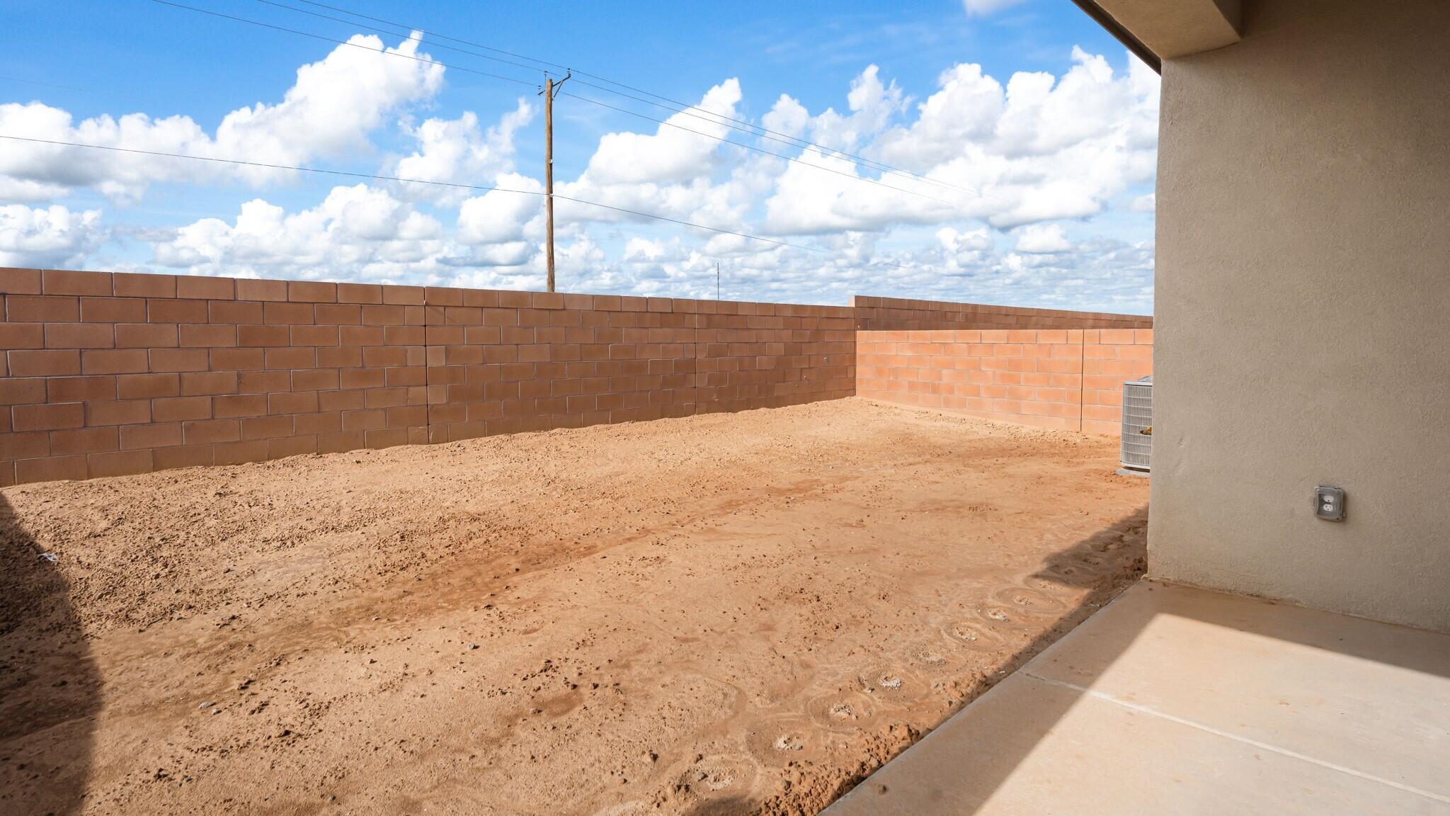 3300 Dijamant Loop SE