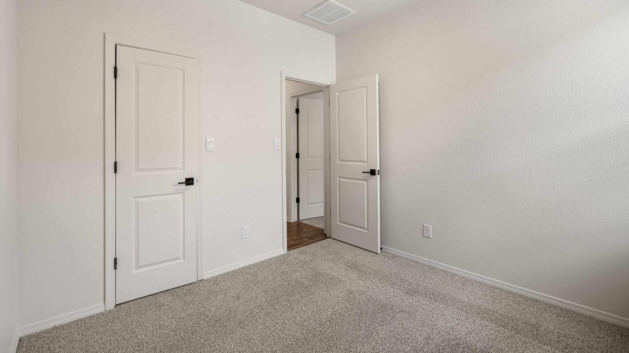 3300 Dijamant Loop SE