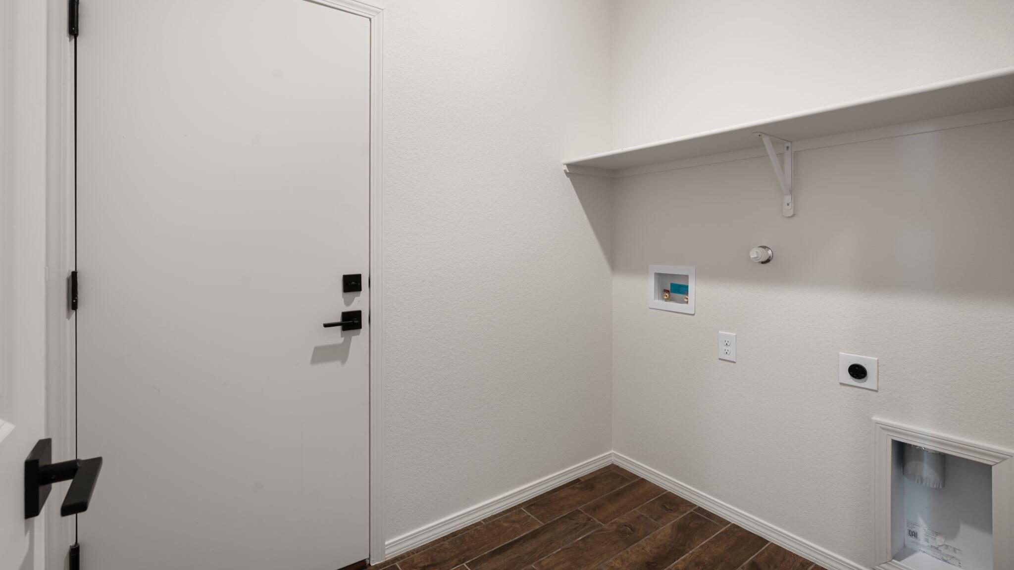 3300 Dijamant Loop SE