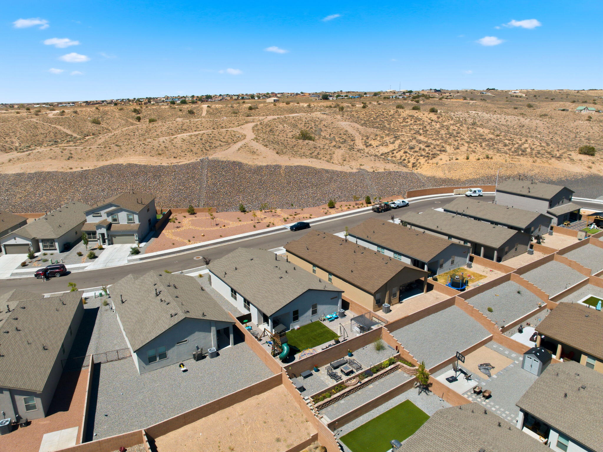 1425 Vista Grande Loop NE