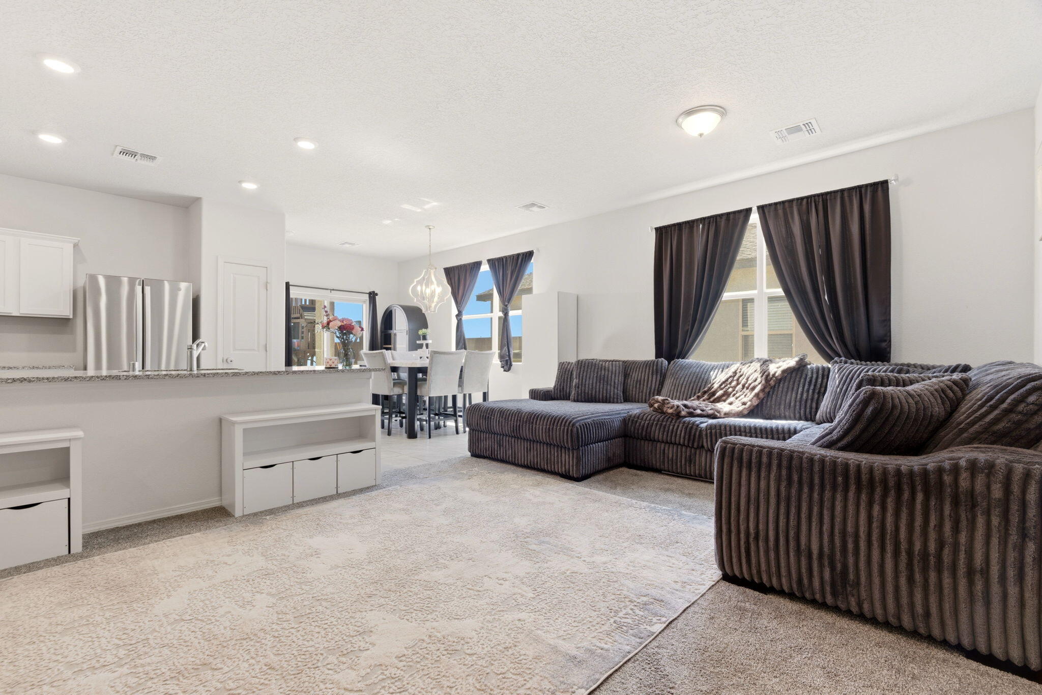 1425 Vista Grande Loop NE
