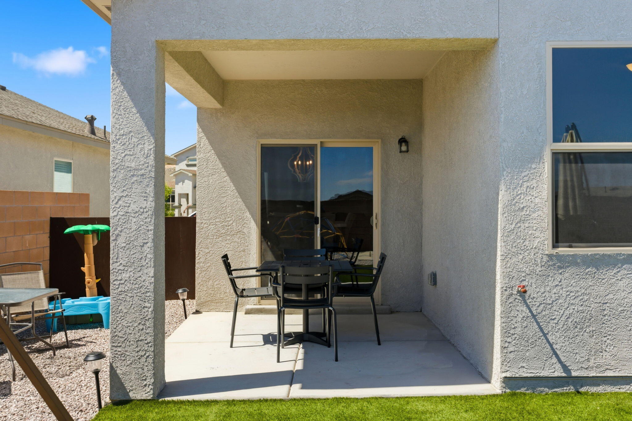 1425 Vista Grande Loop NE
