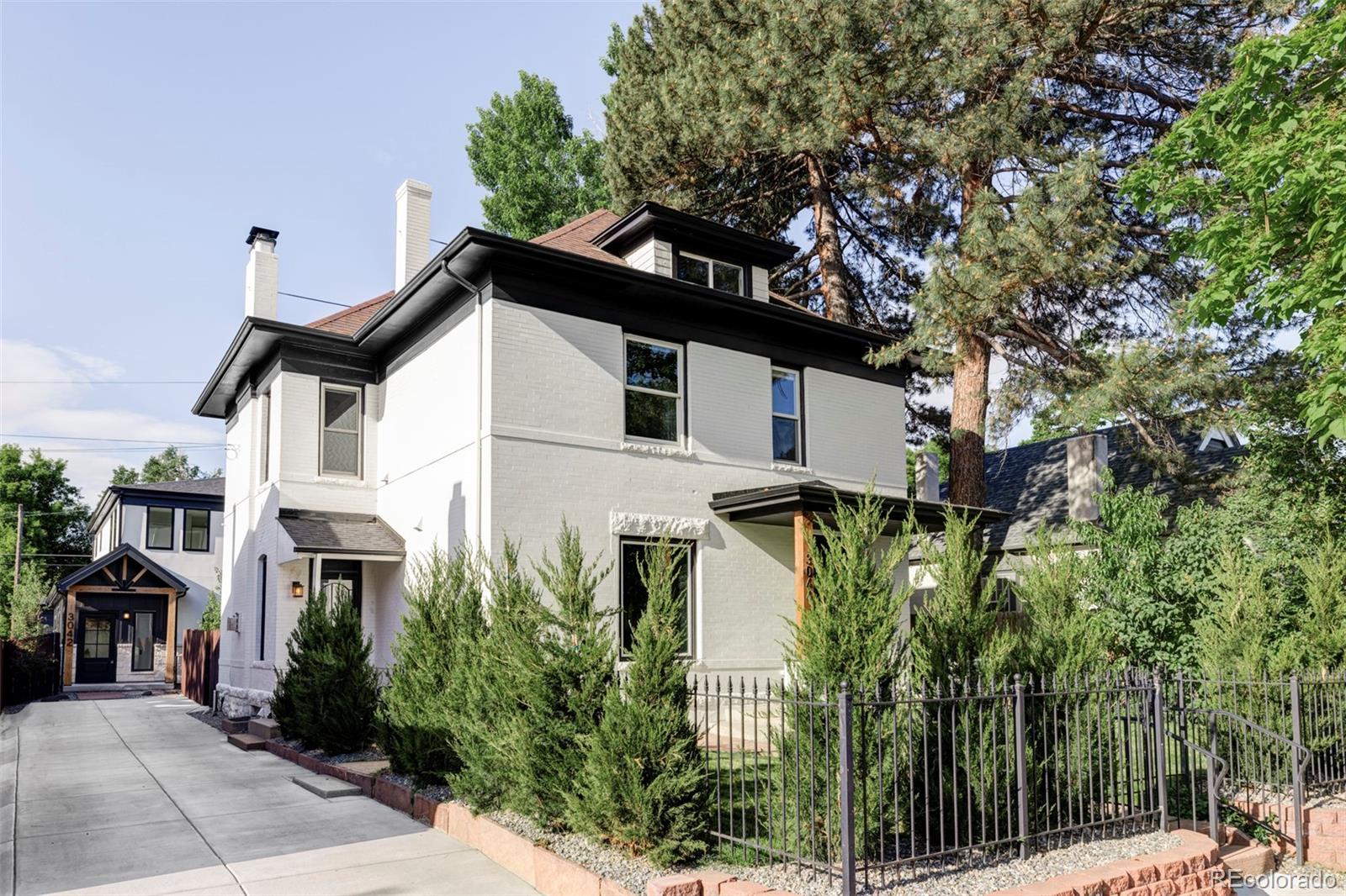 3044 W 29th Avenue