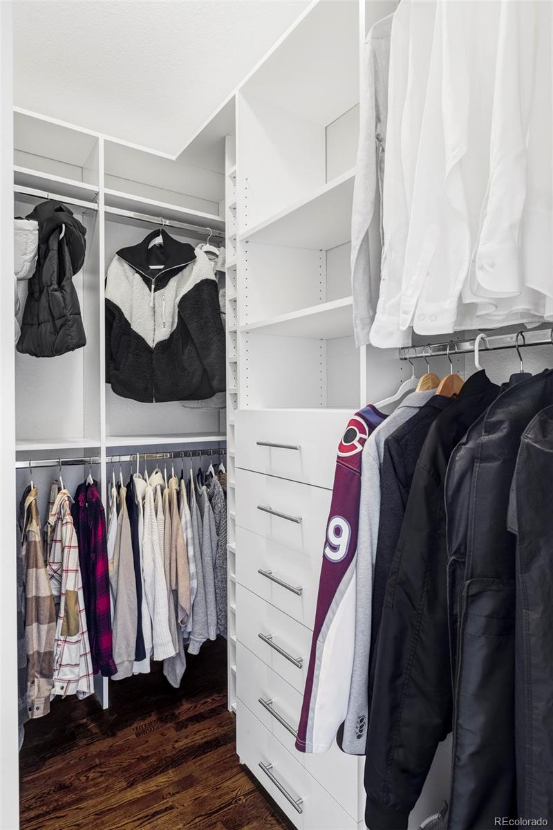 3450 W Hayward Place