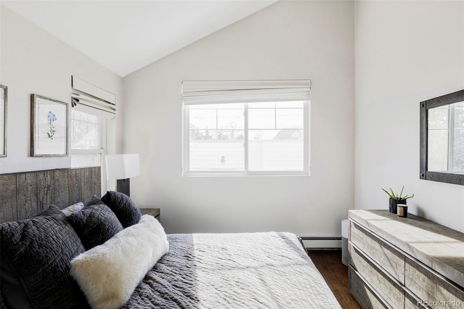 3450 W Hayward Place