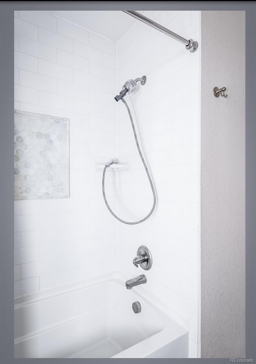 3450 W Hayward Place