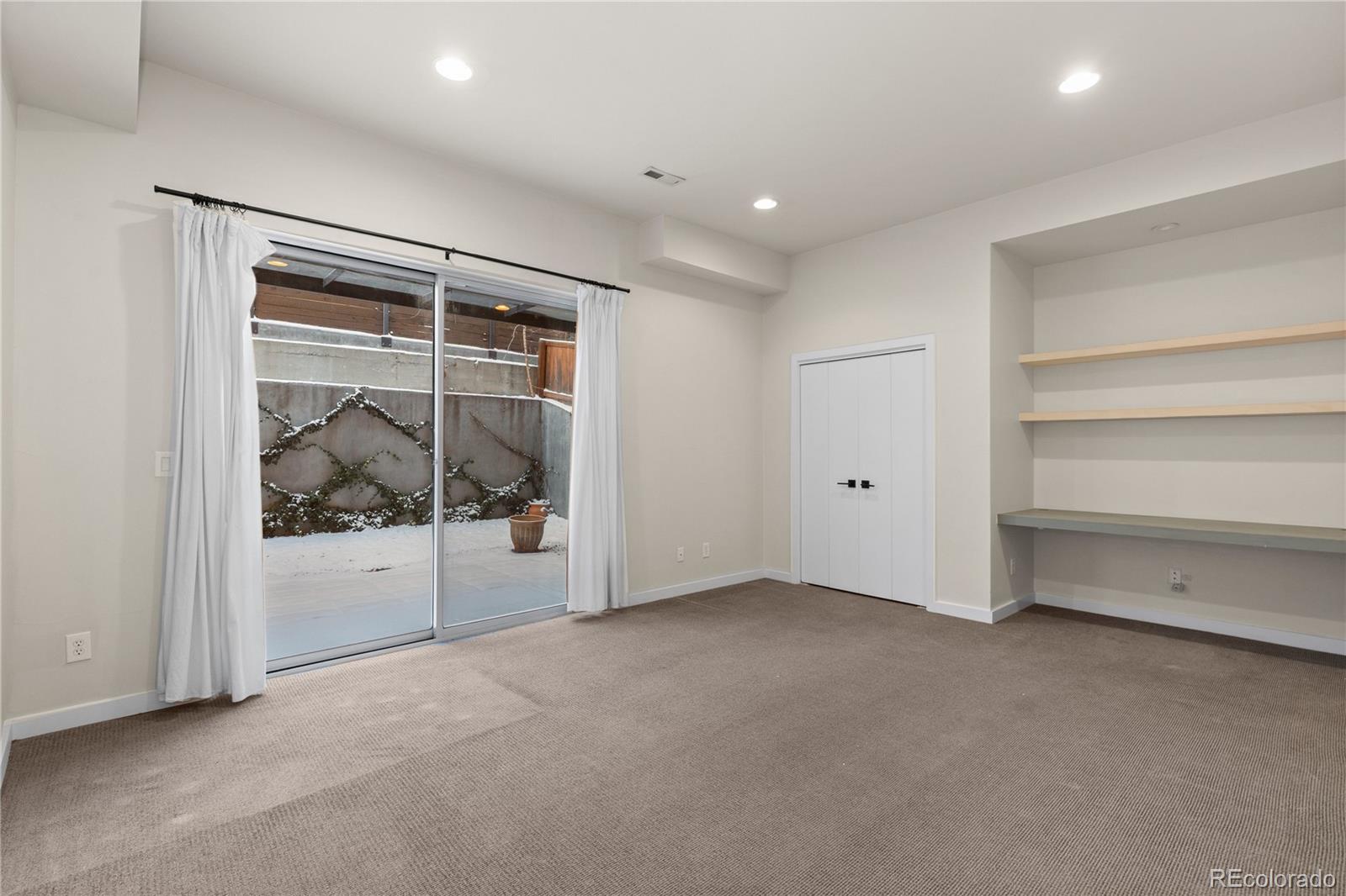 1822 W 33rd Avenue Unit: 103