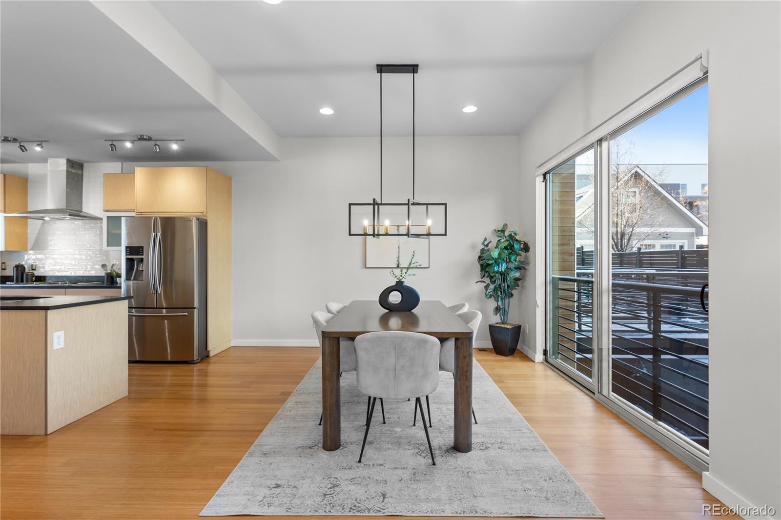 1822 W 33rd Avenue Unit: 103