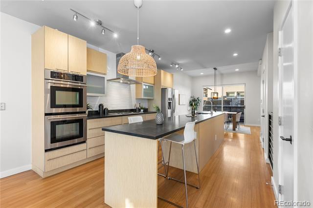 1822 W 33rd Avenue Unit: 103