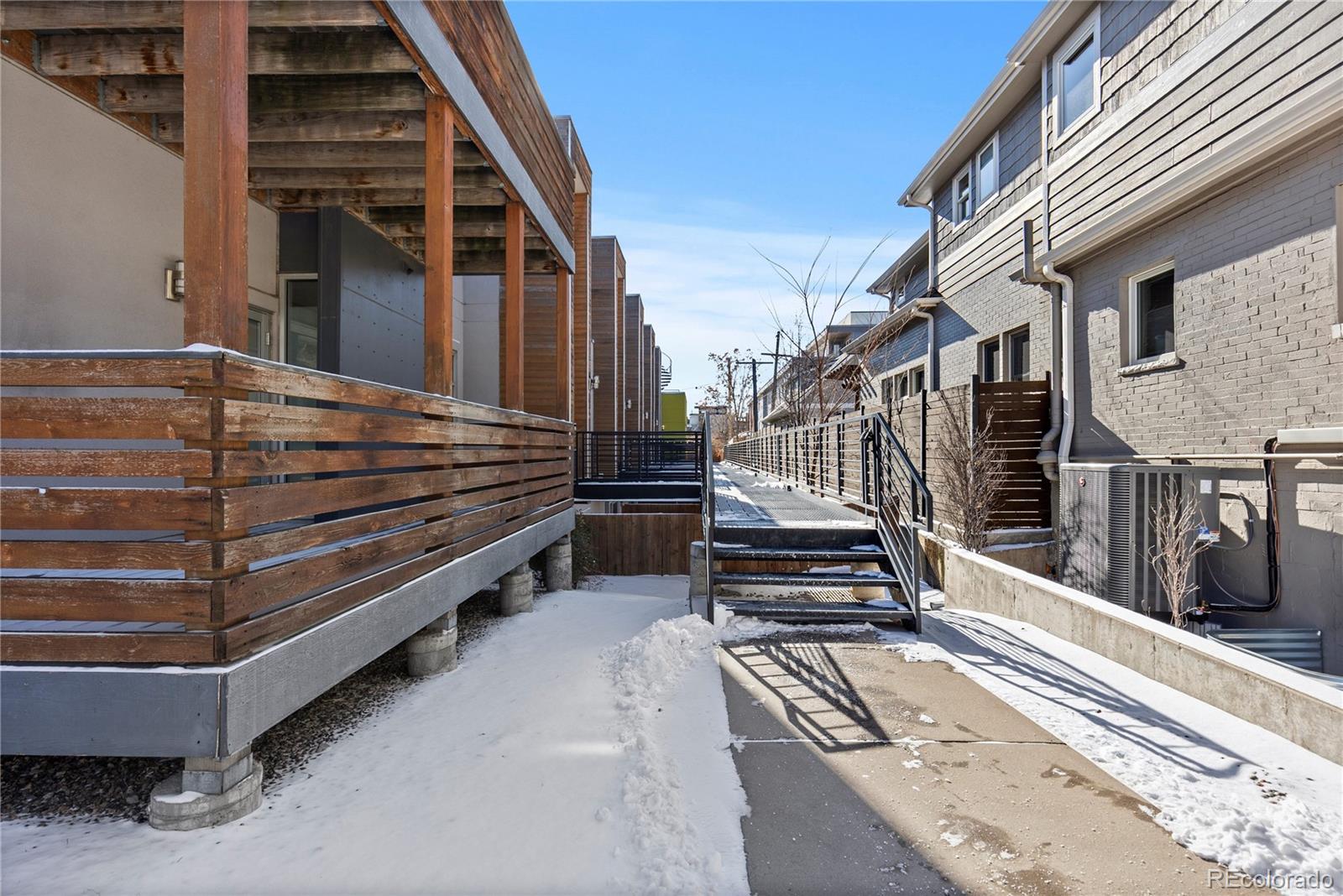 1822 W 33rd Avenue Unit: 103