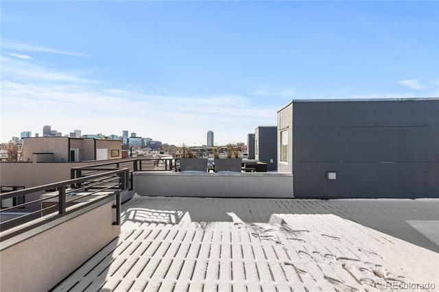 1822 W 33rd Avenue Unit: 103