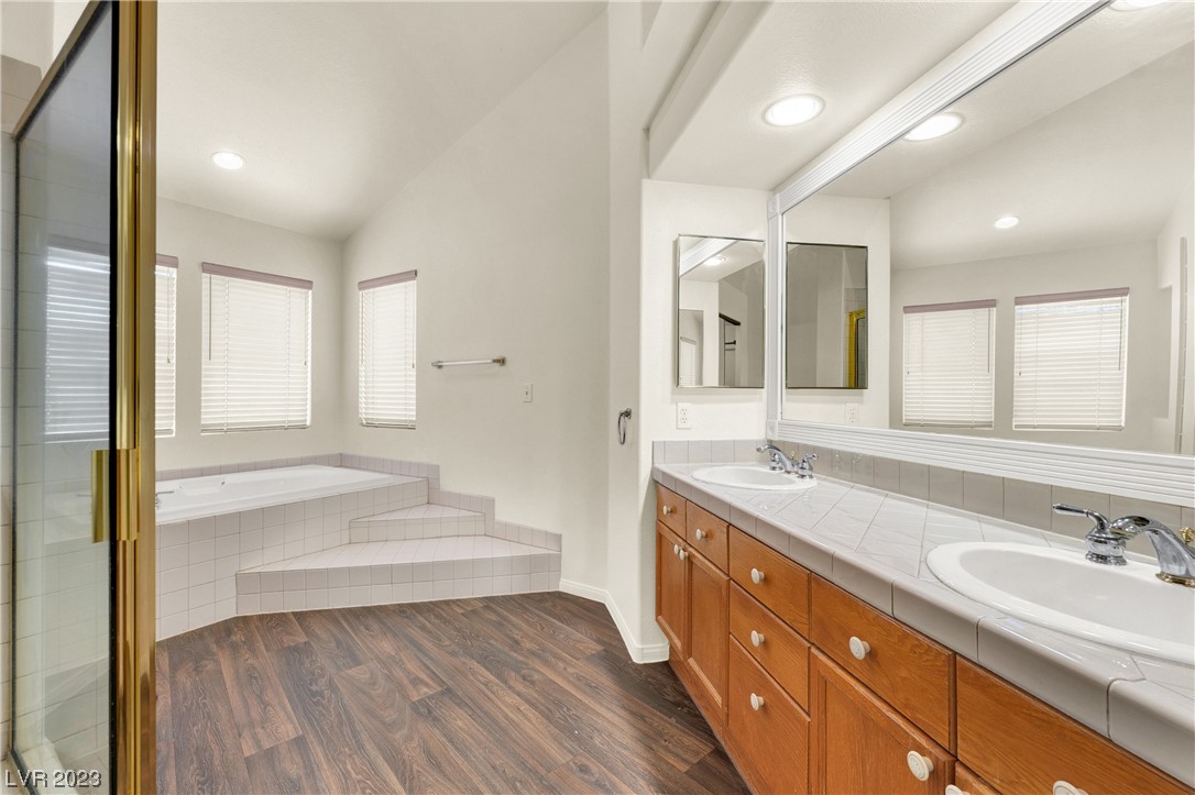 8517 Capella Rico Avenue