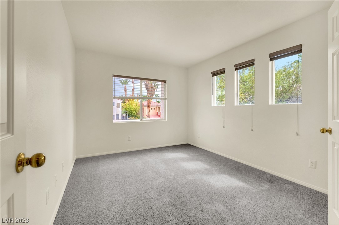 8517 Capella Rico Avenue