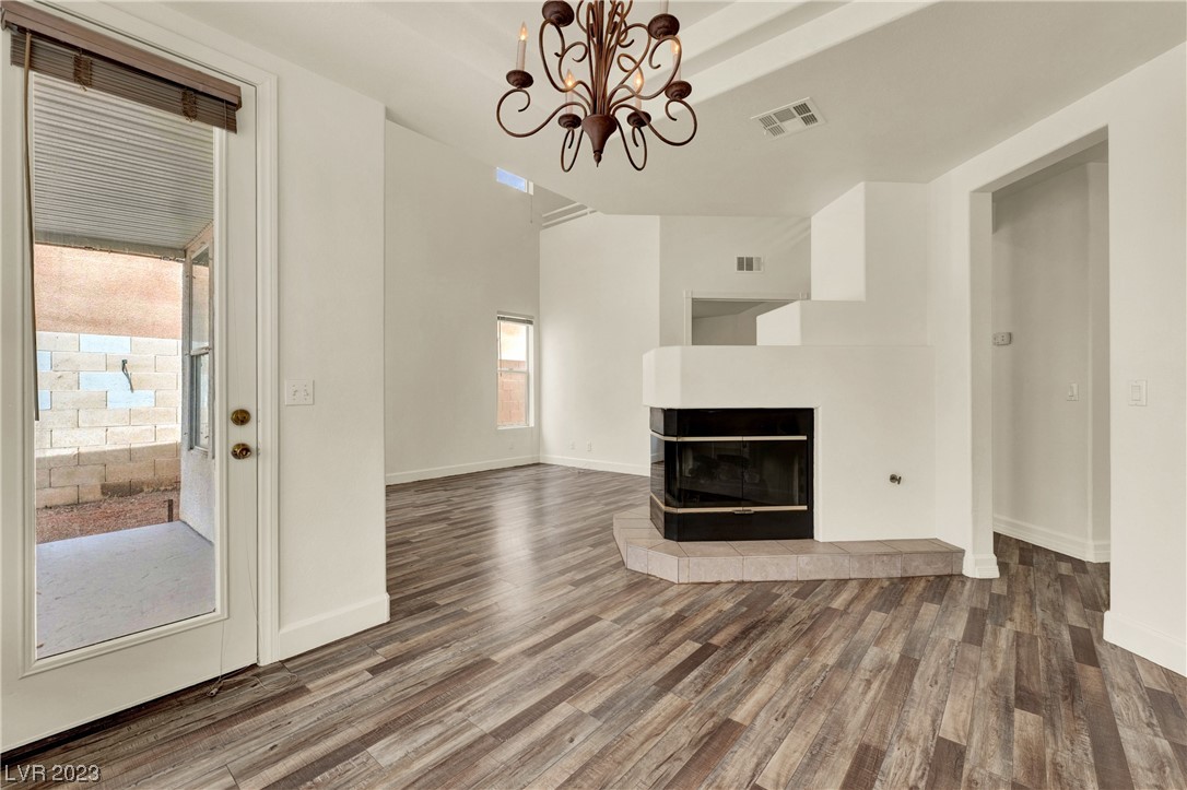 8517 Capella Rico Avenue