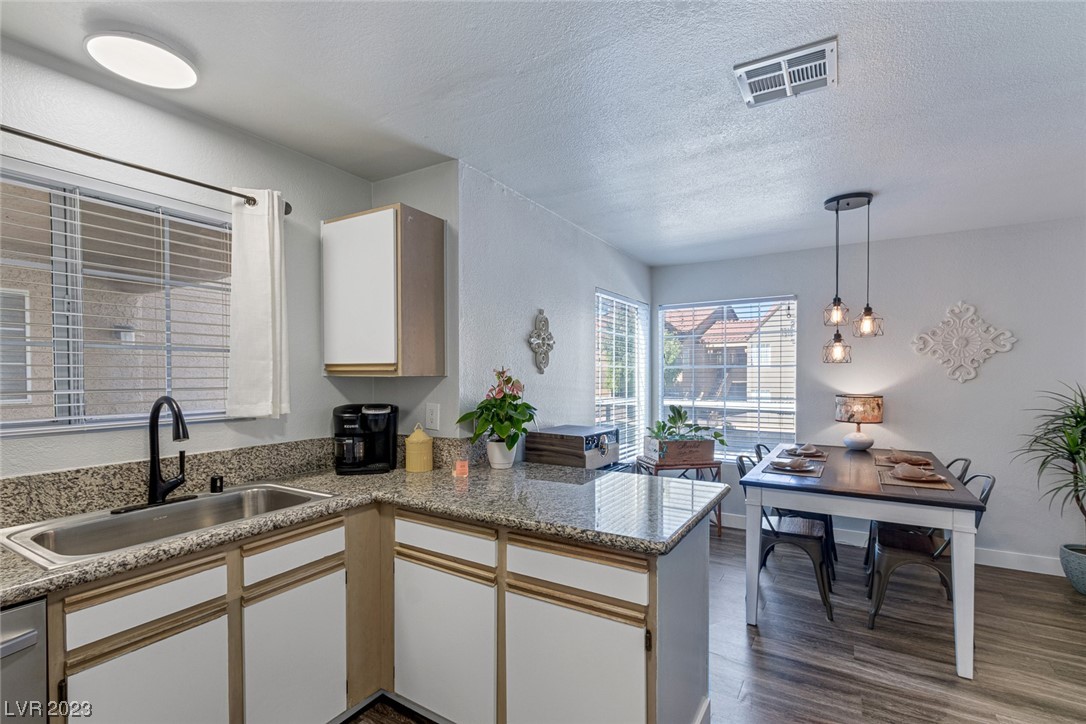 2200 South Fort Apache Road 2206
