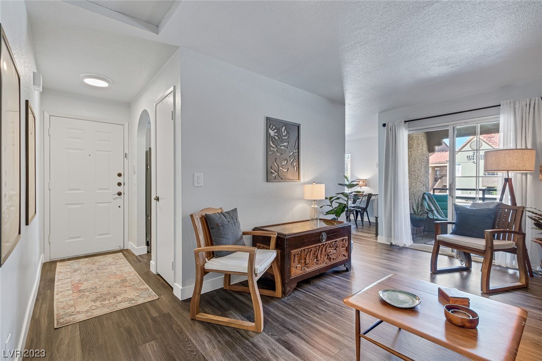 2200 South Fort Apache Road 2206