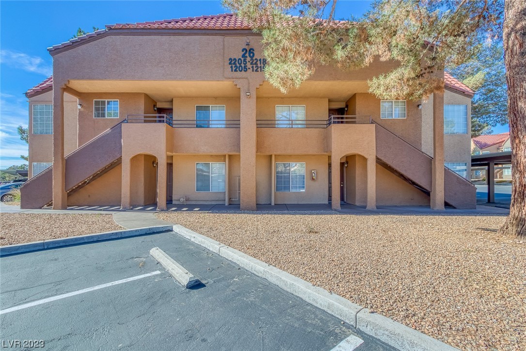 2200 South Fort Apache Road 2206