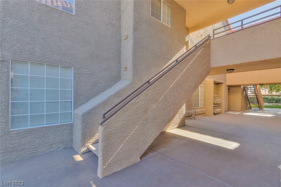 2200 South Fort Apache Road 2206