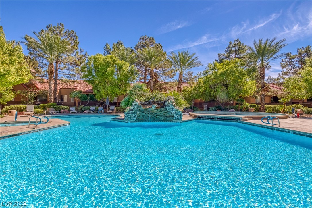 2200 South Fort Apache Road 2206