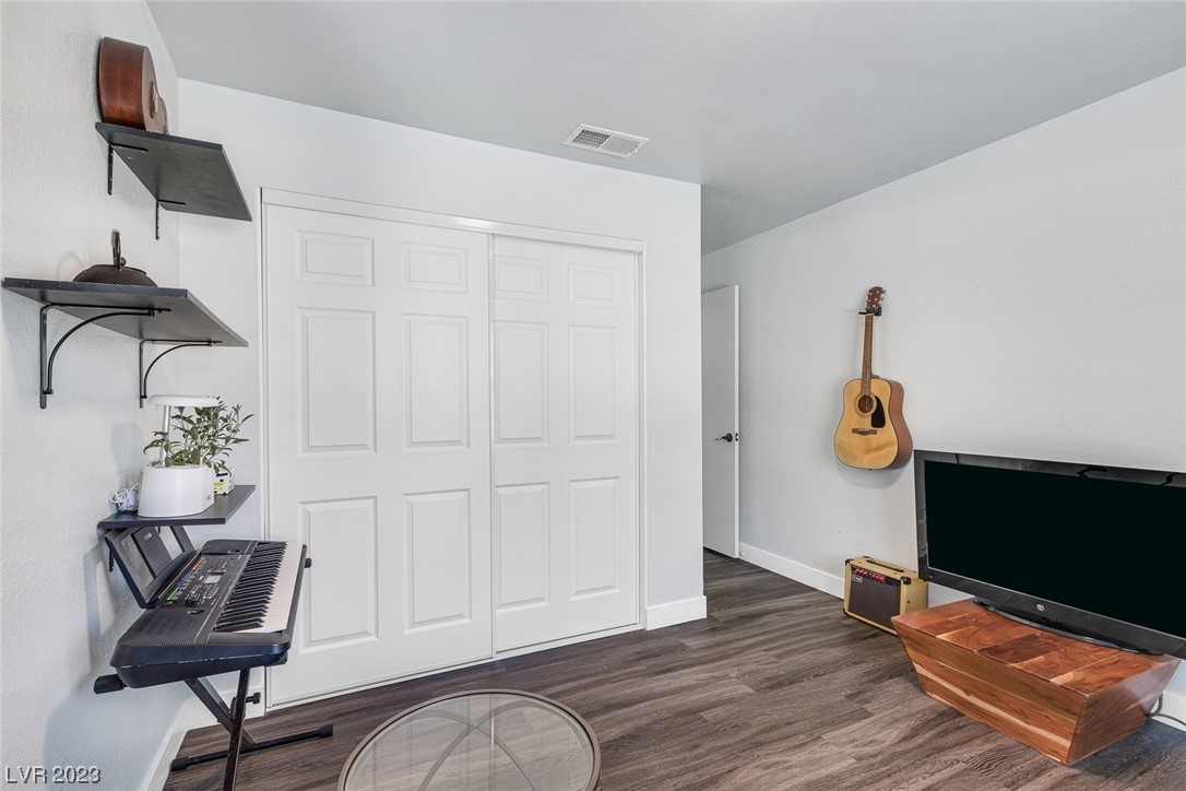 2200 South Fort Apache Road 2206
