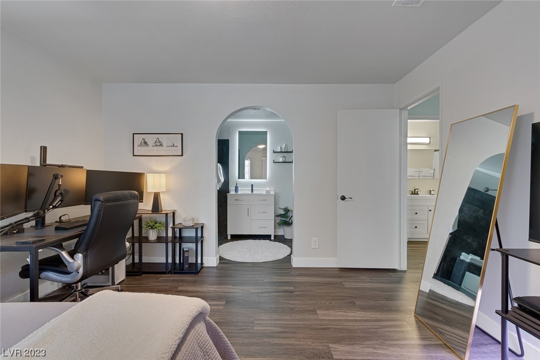 2200 South Fort Apache Road 2206