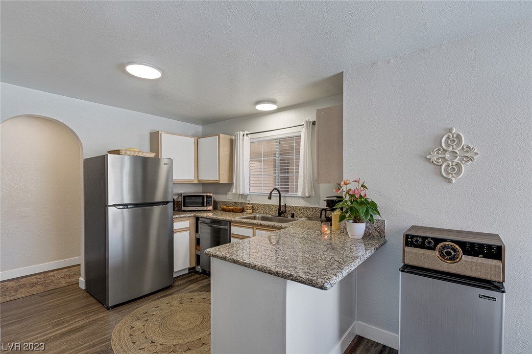 2200 South Fort Apache Road 2206