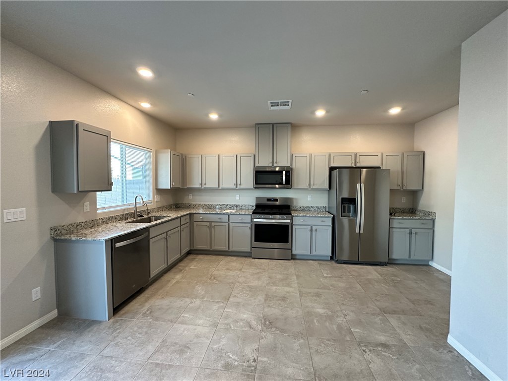 376 Canyon Mist Court