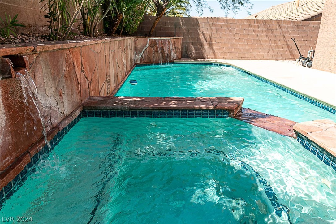 1013 Rose River Court