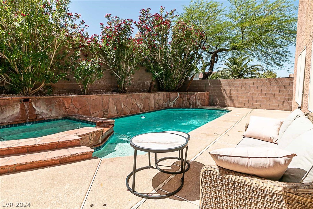 1013 Rose River Court