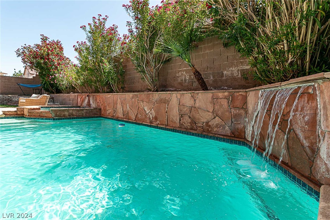 1013 Rose River Court